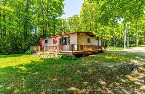 Grey Highlands Cottage | Cozy Cottage on Lake Eugenia in Beaver Valley
