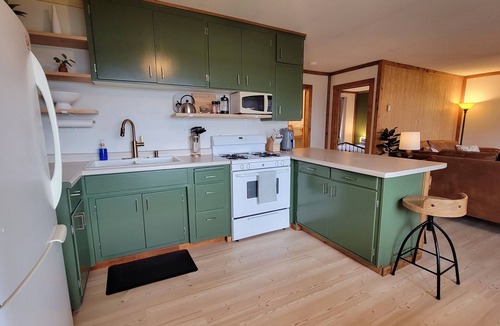 Brimson Cottage | Cozy Cottage on Stone Lake