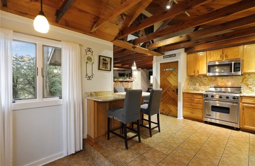 Brownfield Cottage | Cozy Cottage - Perfect Private Getaway.