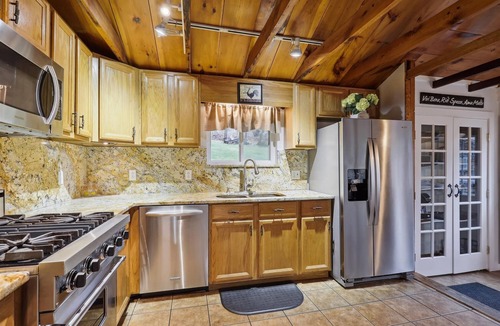 Brownfield Cottage | Cozy Cottage - Perfect Private Getaway.