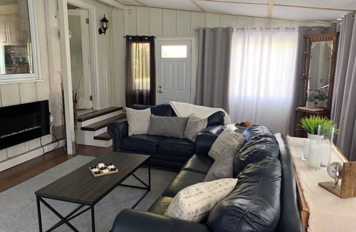 Plympton-Wyoming Cottage | Cozy Cottage Retreat at Lake Huron - Private Beach (Pet Friendly)