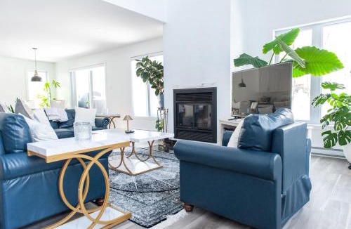 Brownsburg-Chatham Ski Chalet | Cozy Cottage, The Getaway in Quebec