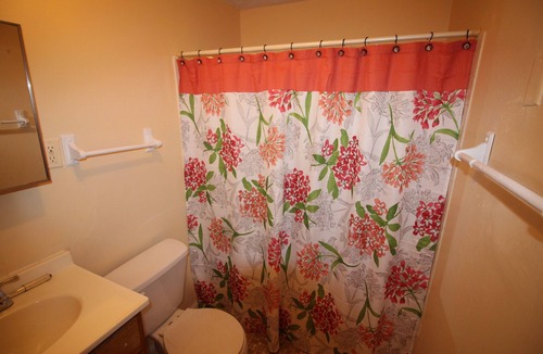 Cedar Grove House | ........Cozy Cottage