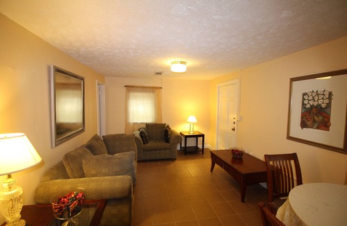 Cedar Grove House | ........Cozy Cottage