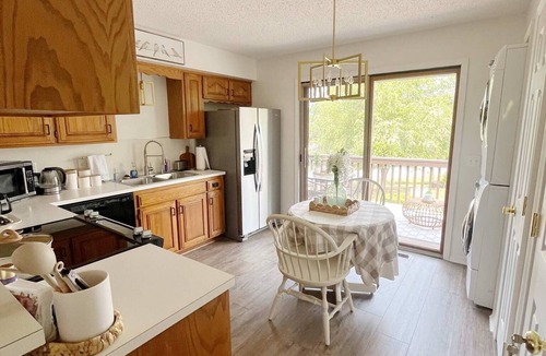 Eureka Springs Cottage | Cozy Cottage