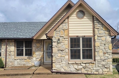 Eureka Springs Cottage | Cozy Cottage