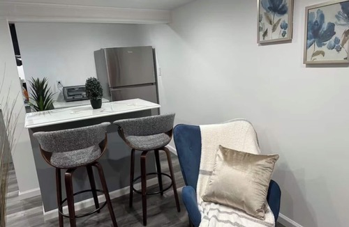 Hempstead House | Cozy Cottage