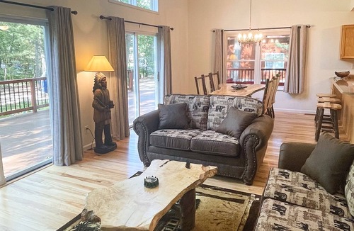 Houghton Lake House | Cozy Cottage
