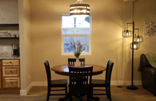 Kalispell House | Cozy Cottage