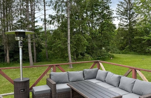 Dashwood Cottage | Cozy cottage vibe in Grand Bend