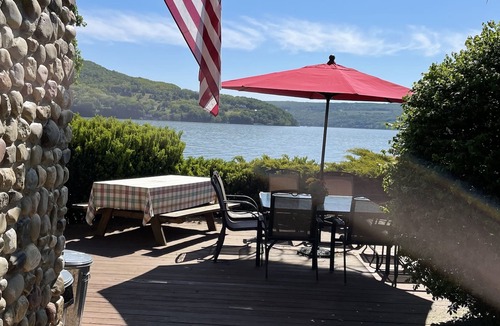Valois Cottage | Cozy cottage, with exceptional views of Keuka Lake.