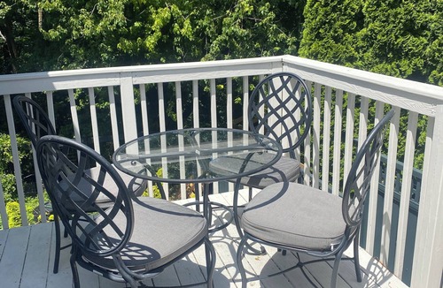Lambertville Cottage | Cozy cottage with AC. Walk to downtown.