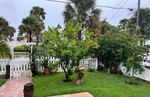 Surfside Historic District House | Cozy Cottages on Beachside Compound