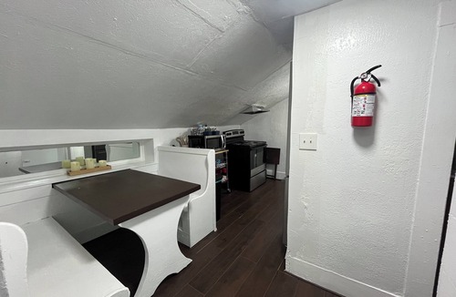 Taft Apartment | Cozy Cotton Place