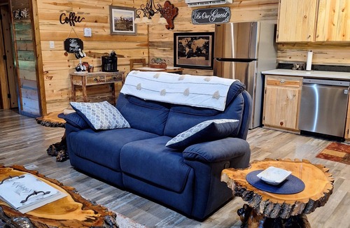 Ringold Cabin | Cozy country 1-bedroom 1 bath cabin