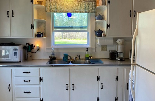 Seawall Cottage | Cozy country cottage in the quiet Seawall neighborhood of Southwest Harbor