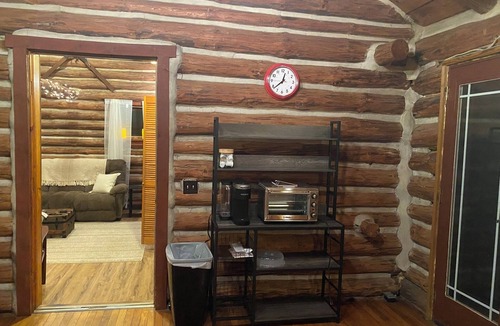 Shinglehouse Cabin | Cozy Country Cabin