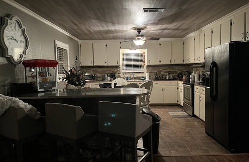 Genoa Cabin | Cozy Country Cabin