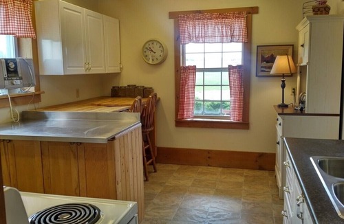 Gores Landing Cottage | Cozy Country Cottage near Rice Lake