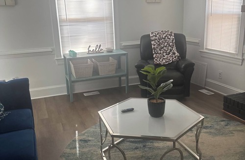 Rocky Mount House | Cozy Country Haven.