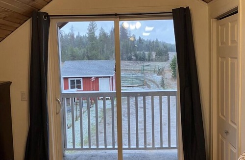 Athol Apartment | Cozy country living! 2-bedroom apartment on a small private farm
