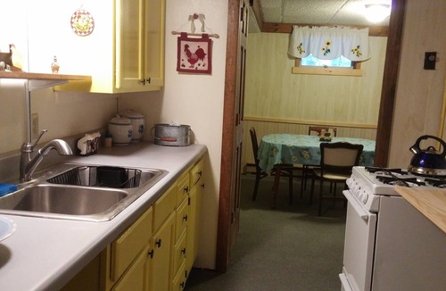 Whitney Point Bed & Breakfast | Cozy Country Private Apartment