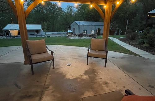 Pacific Apartment | Cozy country setting 4 miles from route 66