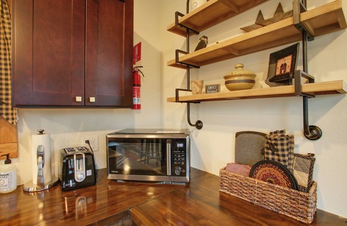 Athol Apartment | Cozy Couple's Retreat 6 Mi to Lake Pend Oreille