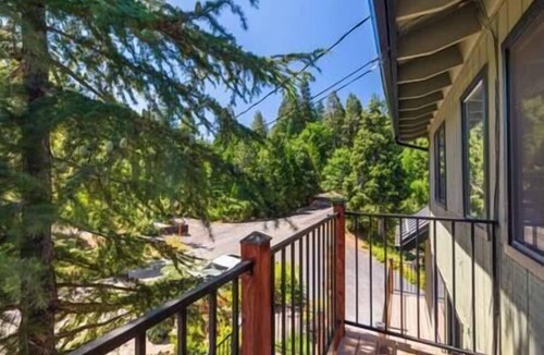 Twain Harte House | Cozy Couples Getaway