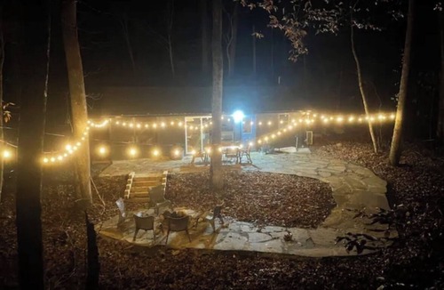 Morganton Cabin | Cozy Couples Getaway