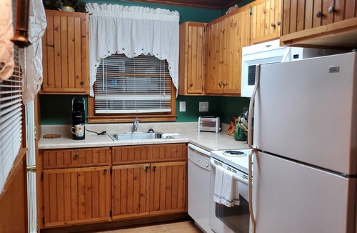 Maggie Valley Cottage | Cozy Creek Cottages