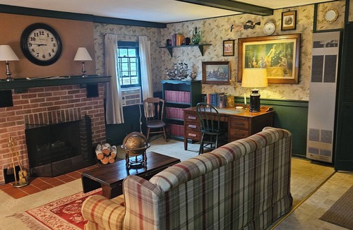 Crivitz Cabin | Cozy Crivitz Cabin on Snowmobile Trail