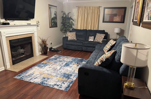 Wilmington Bed & Breakfast | Cozy Cul-De-Sac: 3BR, 2.5BA w/Multipurpose Room & Spacious Backyard