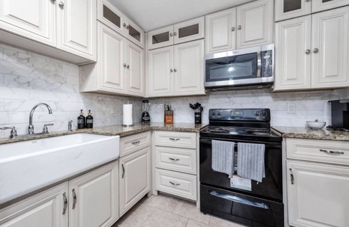 Cypress House | Cozy & Cute Home|2BD/1BR