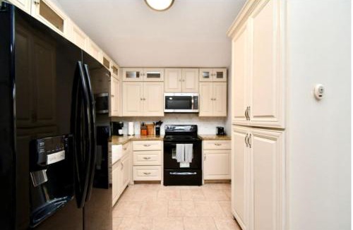 Cypress House | Cozy Cute Home 2BD and 1BR