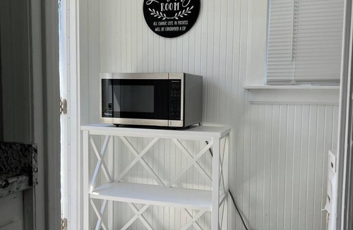 Salinas House | Cozy cute two bedroom house