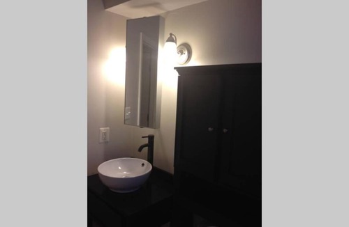Northwest Apartment | Cozy DC Condo in Brookland