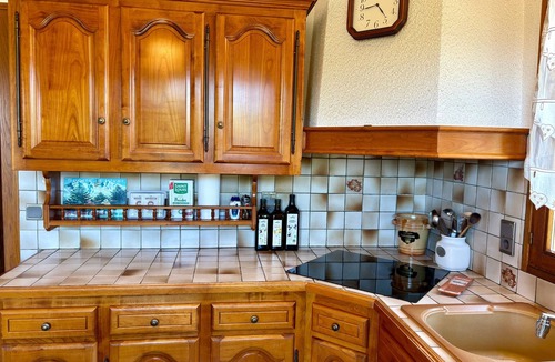 Saint-Pierre-d'Albigny House | Cozy Detached House with Mountain Views, Wi-Fi & Parking