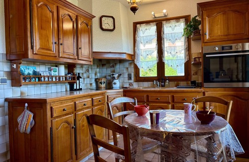 Saint-Pierre-d'Albigny House | Cozy Detached House with Mountain Views, Wi-Fi & Parking