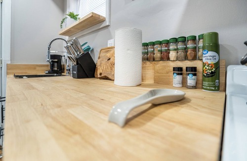 Downtown Apartment | Cozy, dog-friendly, downtown