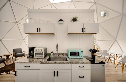 Capon Bridge Apartment | Cozy dome w/hot tub, fire pit & views