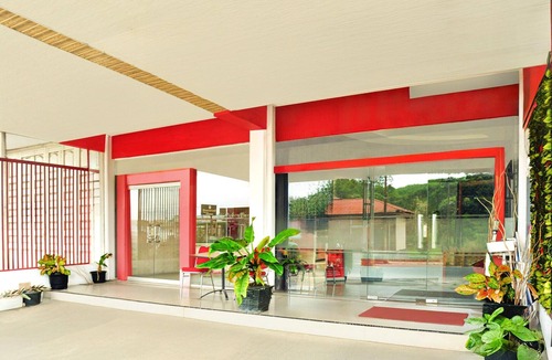 Bukittinggi House | Cozy Double Escape W/Free WiFi and Parking