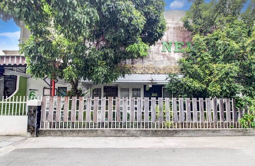 Padang House | Cozy Double Escape in Indonesia with Free WiFi
