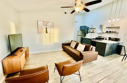 Biggs Field House | Cozy Double-Unit 1504-A