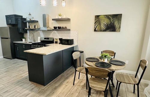 Biggs Field House | Cozy Double-Unit 1504-A