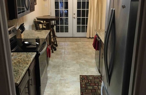 Beaumont Condo | Cozy Dowlen West Townhome