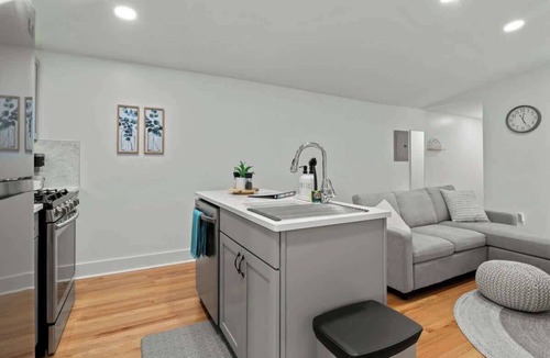 Corn Hill Apartment | Cozy Downtown Apartment - 1BR