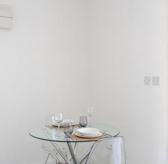 Rochester East Ward Apartment | Cozy Downtown Apartment