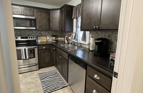 Casper House | Cozy Downtown Home 🏘