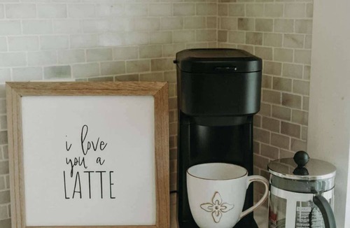 Corn Hill Apartment | Cozy Downtown Loft - 1BR